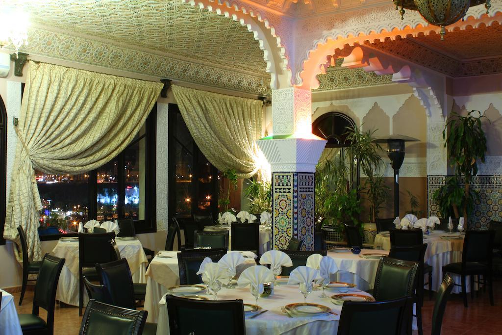 Collier De La Colombe Hotel Meknes Exterior photo